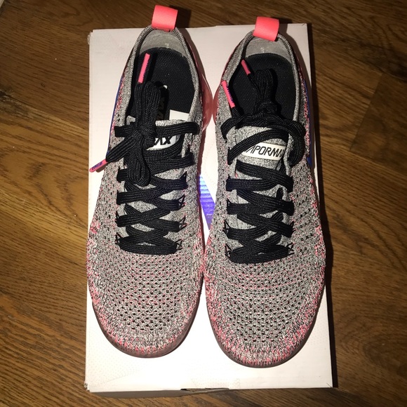 Nike Vapormax Flyknit-SOLD - Picture 3 of 3